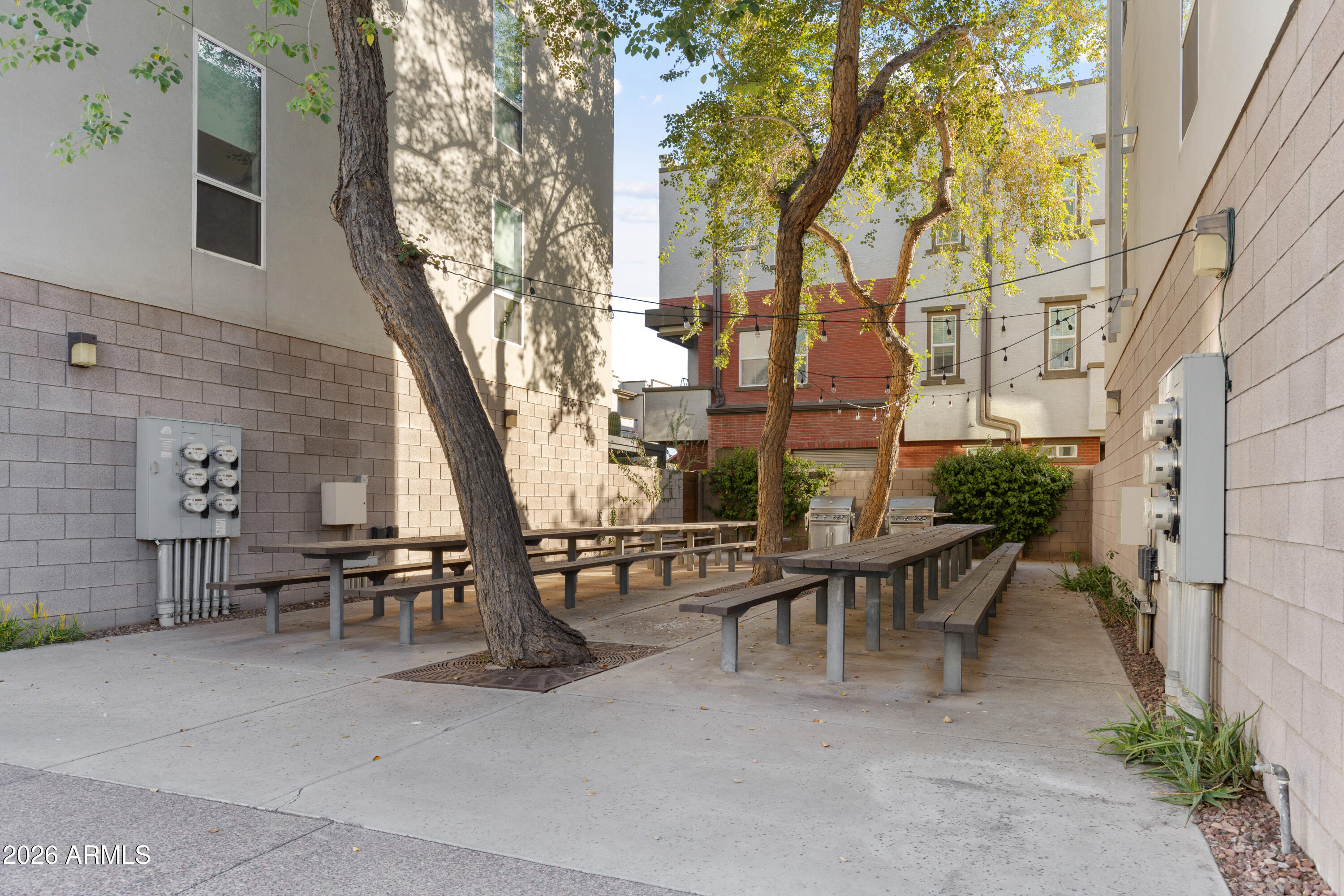 727 East Portland Street, Unit 32 Phoenix, AZ 85006 - Photo 12 of 12 Common Space