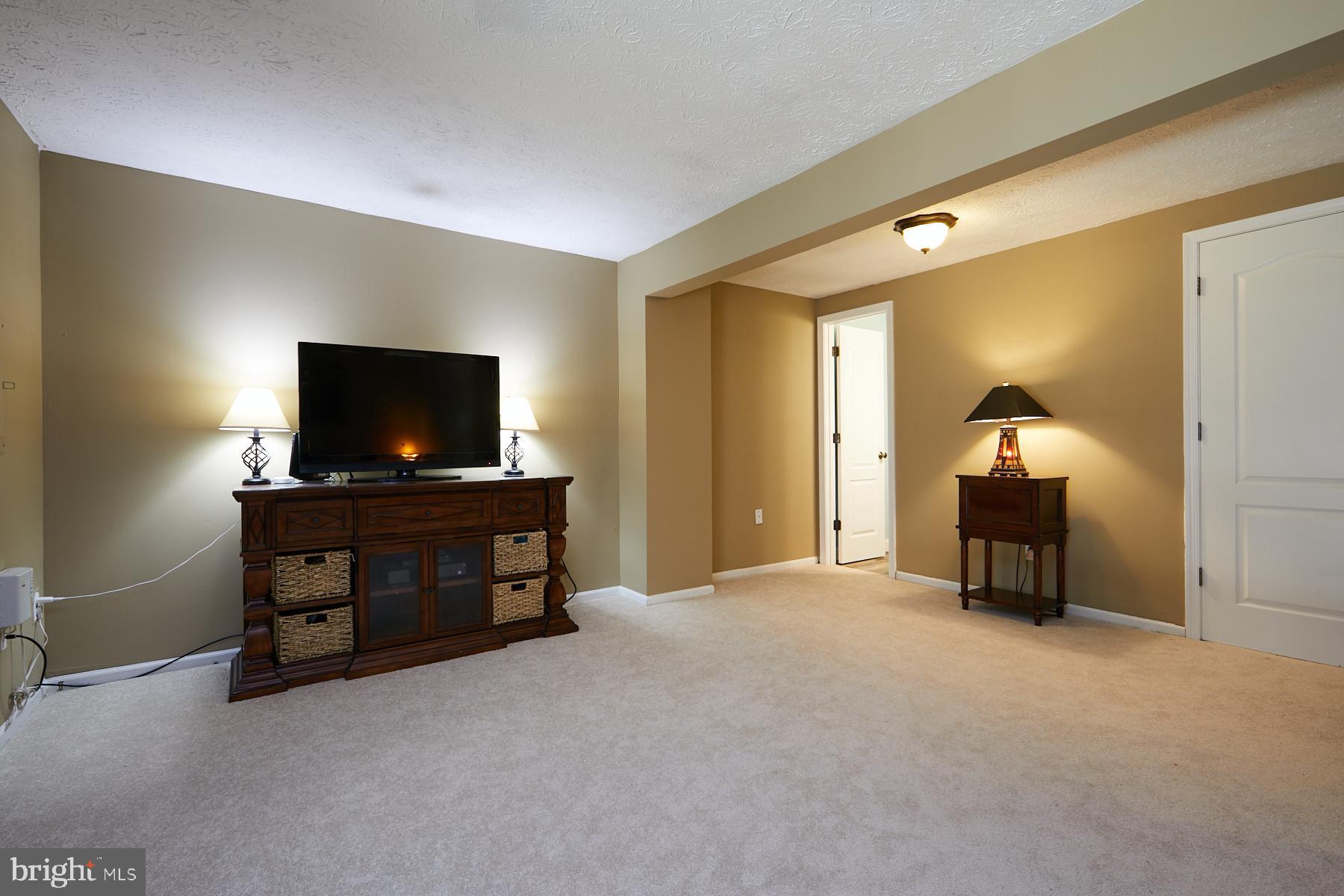 10982 Granby Court Reston, VA 20191 - Photo 25 of 31 Gallery Image 25