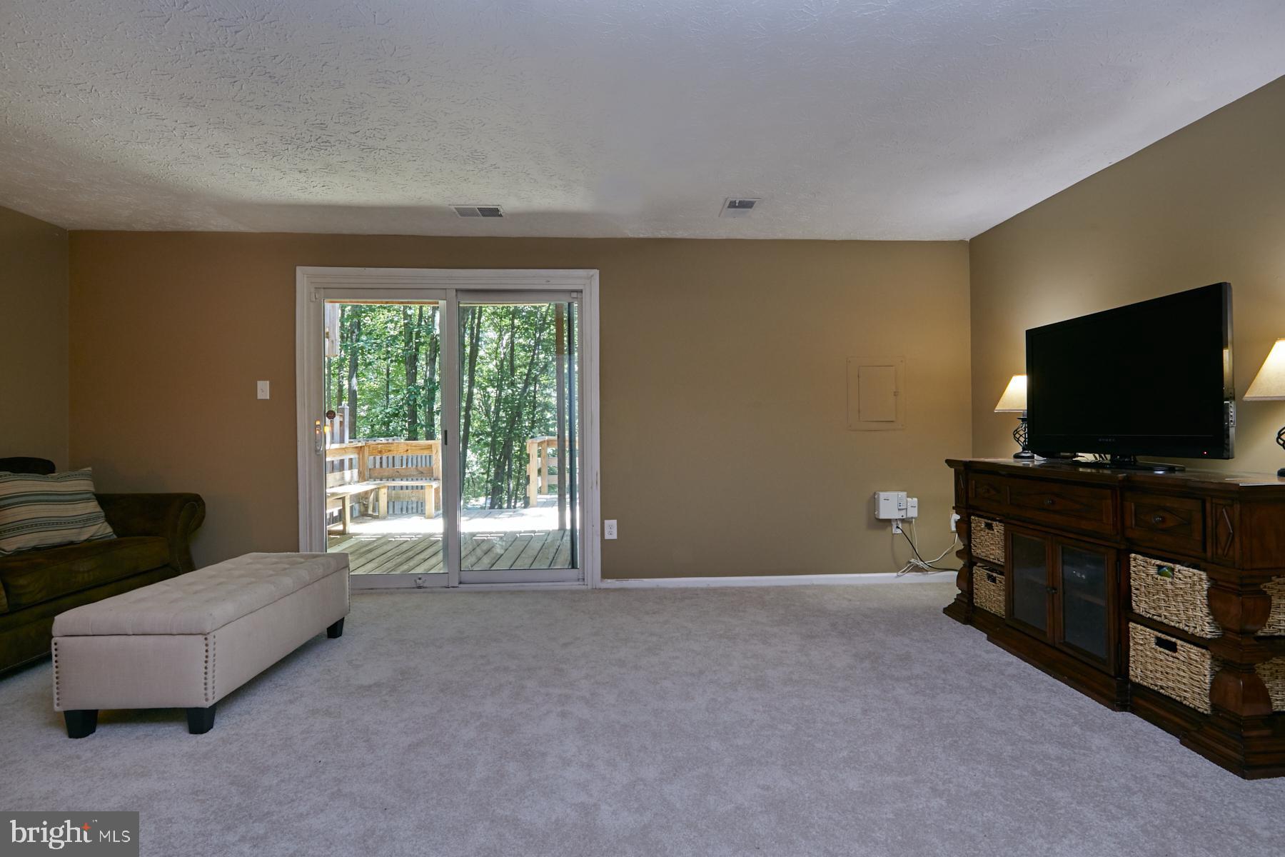 10982 Granby Court Reston, VA 20191 - Photo 28 of 31 Gallery Image 28