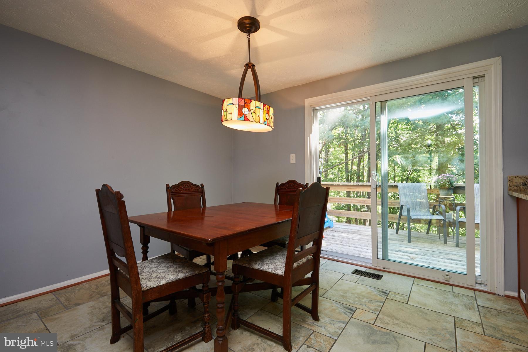 10982 Granby Court Reston, VA 20191 - Photo 9 of 31 Gallery Image 9