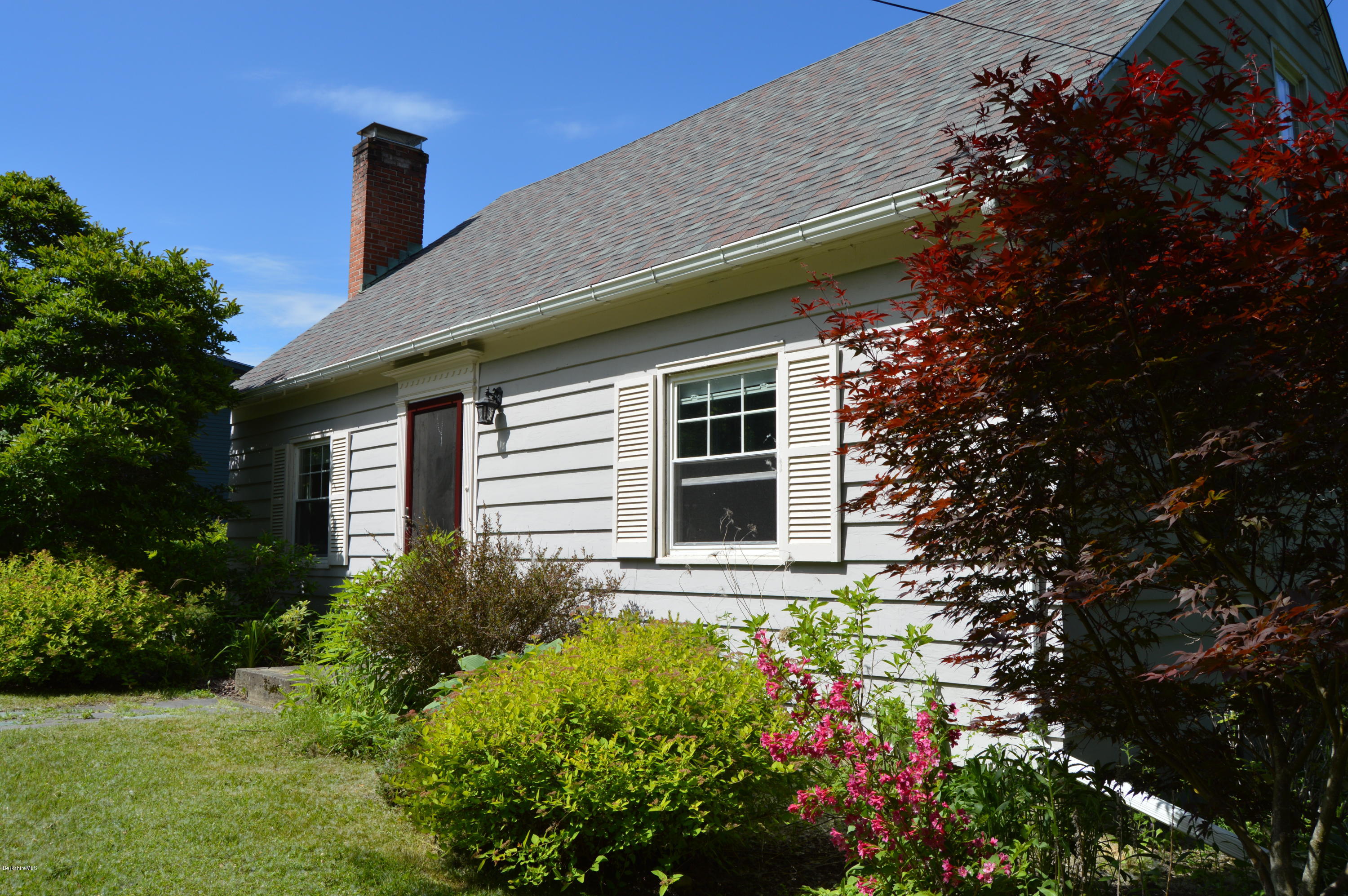 289 Gale Road Williamstown, MA 01267 - Photo 2 of 36 House front