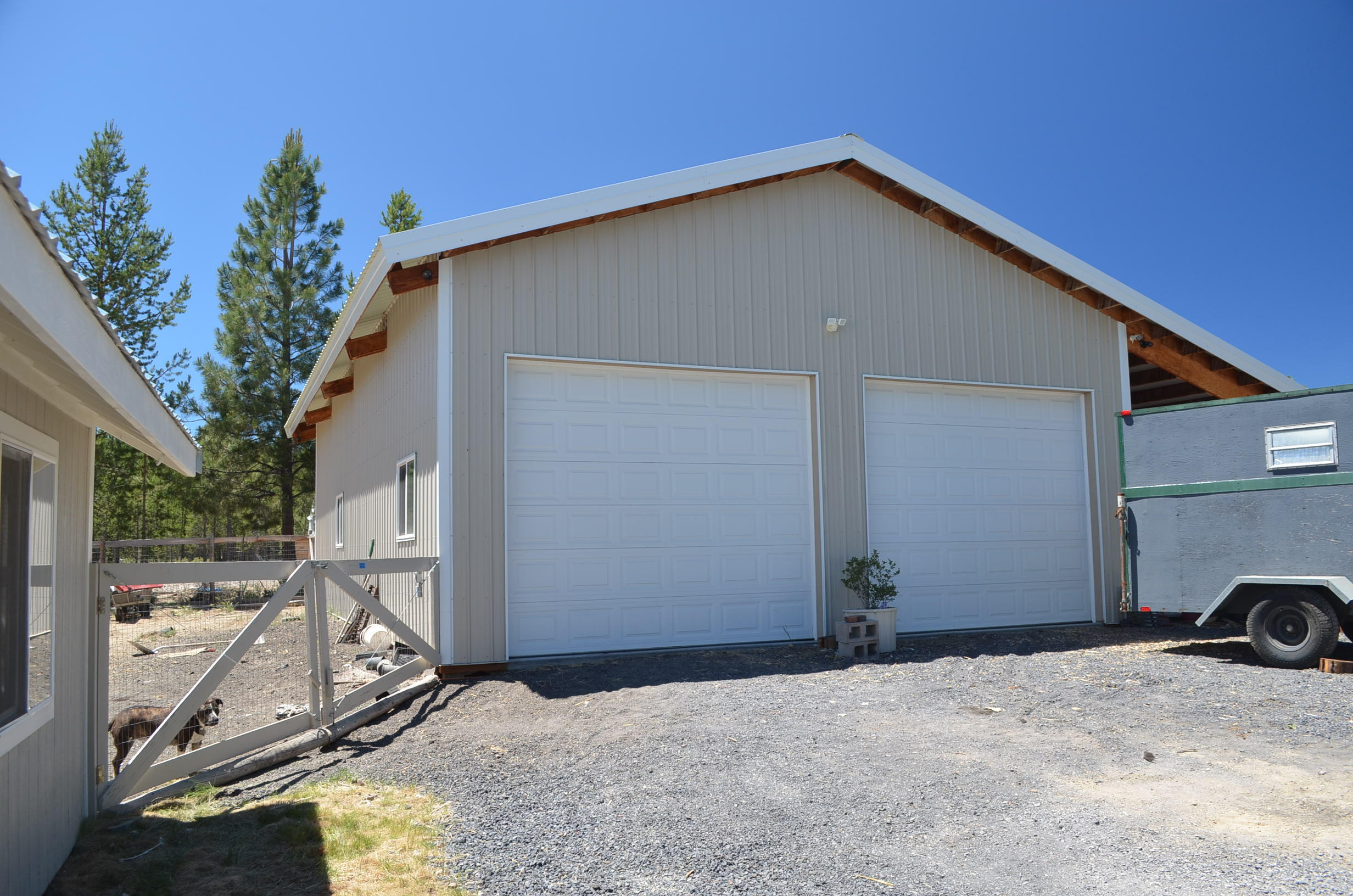 132860 Highway 97 Crescent, OR 97733 - Photo 16 of 25 a house with trees in the background