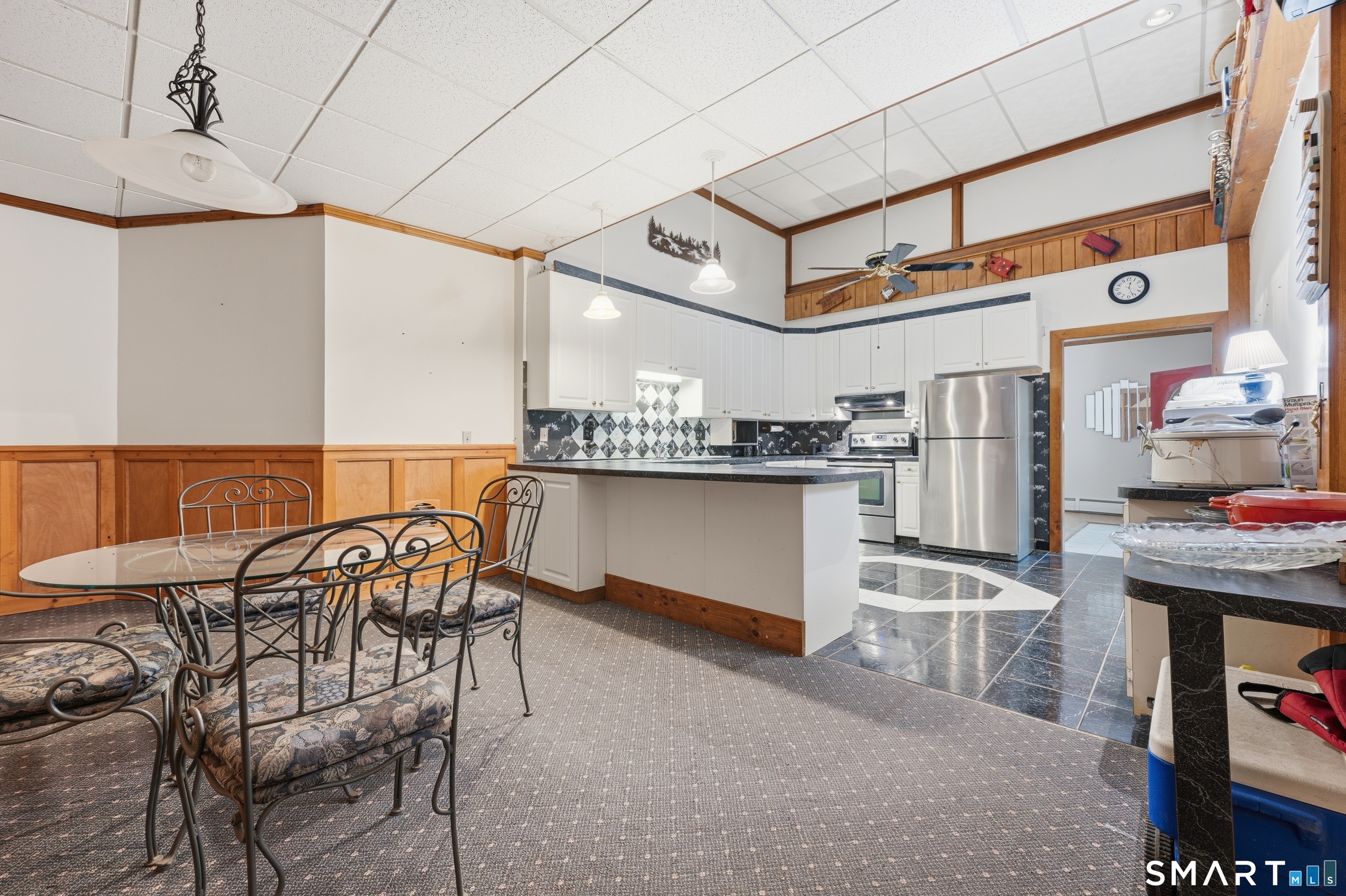 345 Rimmon Road Woodbridge, CT 06525 - Photo 9 of 40 First floor eat-in kitchen