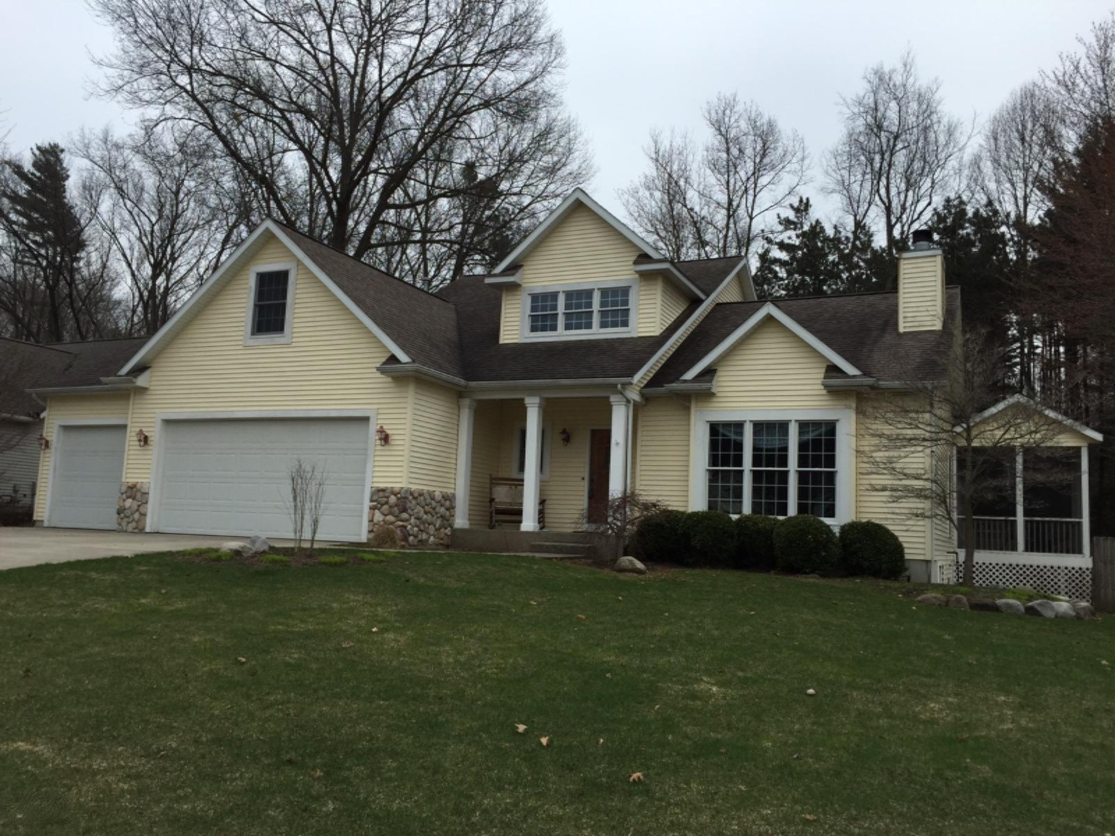 16766 Bridlepath Spring Lake, MI 49456 - Photo 1 of 31 IMG_1571