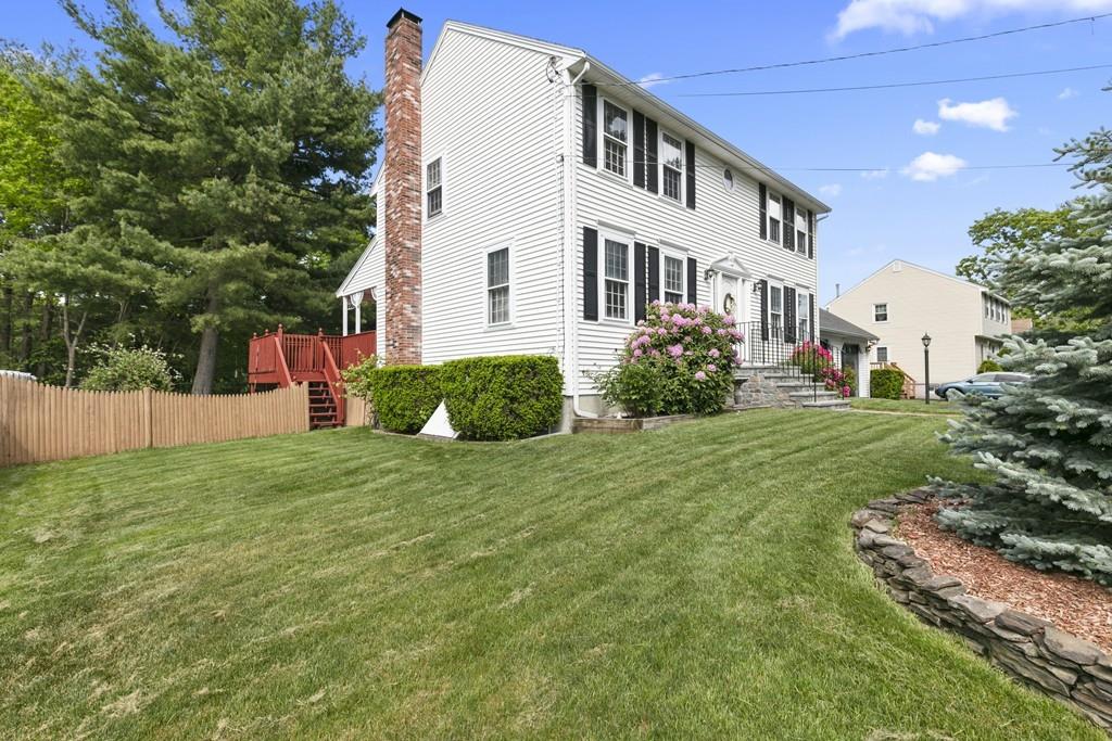 51 Oak Road Tewksbury, MA 01876 - Photo 3 of 23 Gallery Image 3