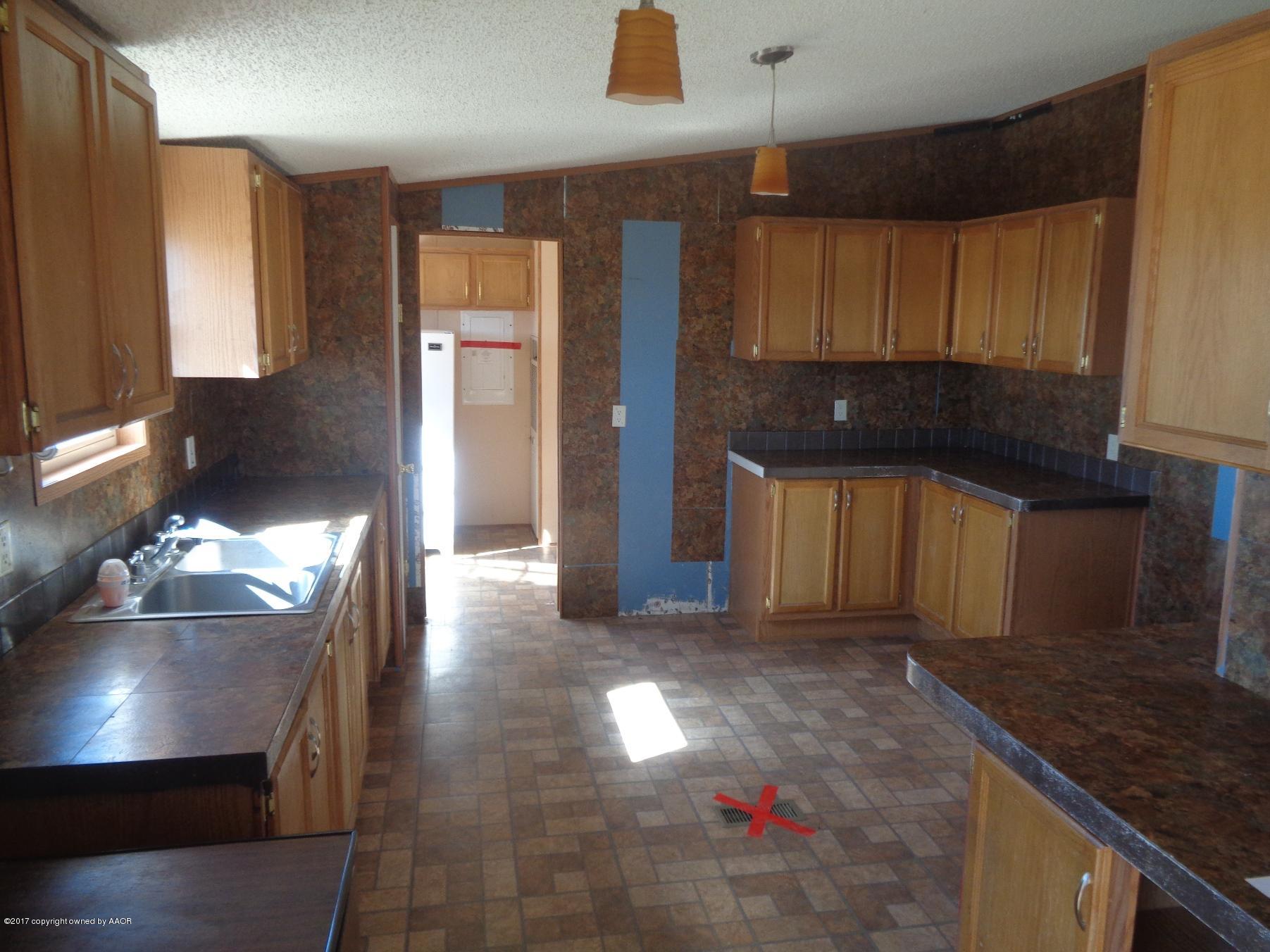 2001 Claude Road Amarillo, TX 79118 - Photo 10 of 13 Kitchen