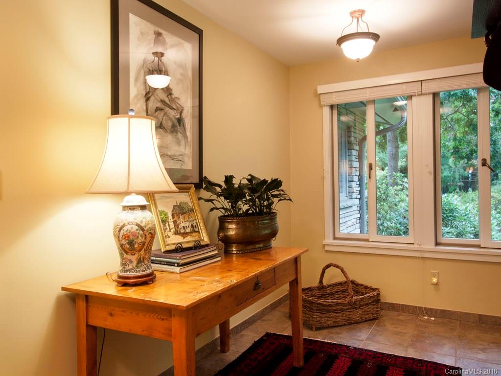 6 Deerfield Road, Unit 33 Asheville, NC 28803 - Photo 12 of 24 Gallery Image 12