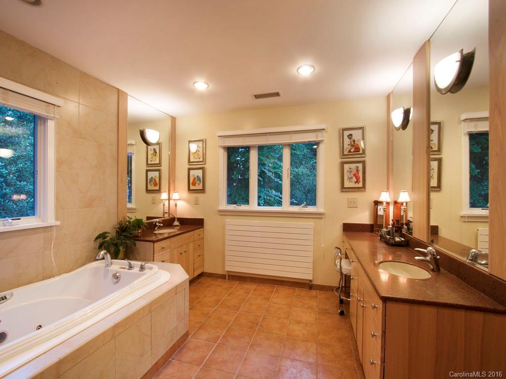 6 Deerfield Road, Unit 33 Asheville, NC 28803 - Photo 15 of 24 Gallery Image 15