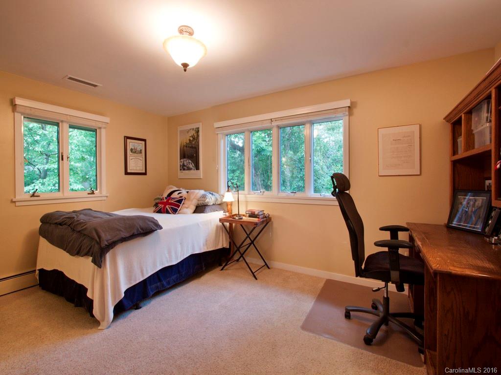 6 Deerfield Road, Unit 33 Asheville, NC 28803 - Photo 17 of 24 Gallery Image 17