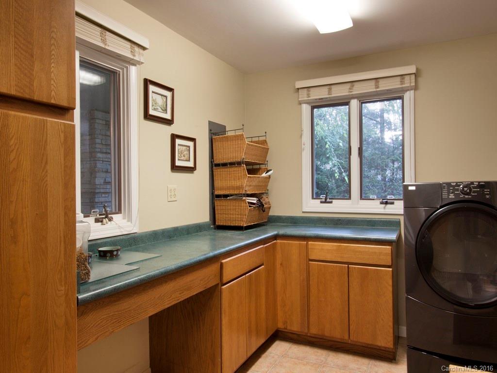6 Deerfield Road, Unit 33 Asheville, NC 28803 - Photo 20 of 24 Gallery Image 20