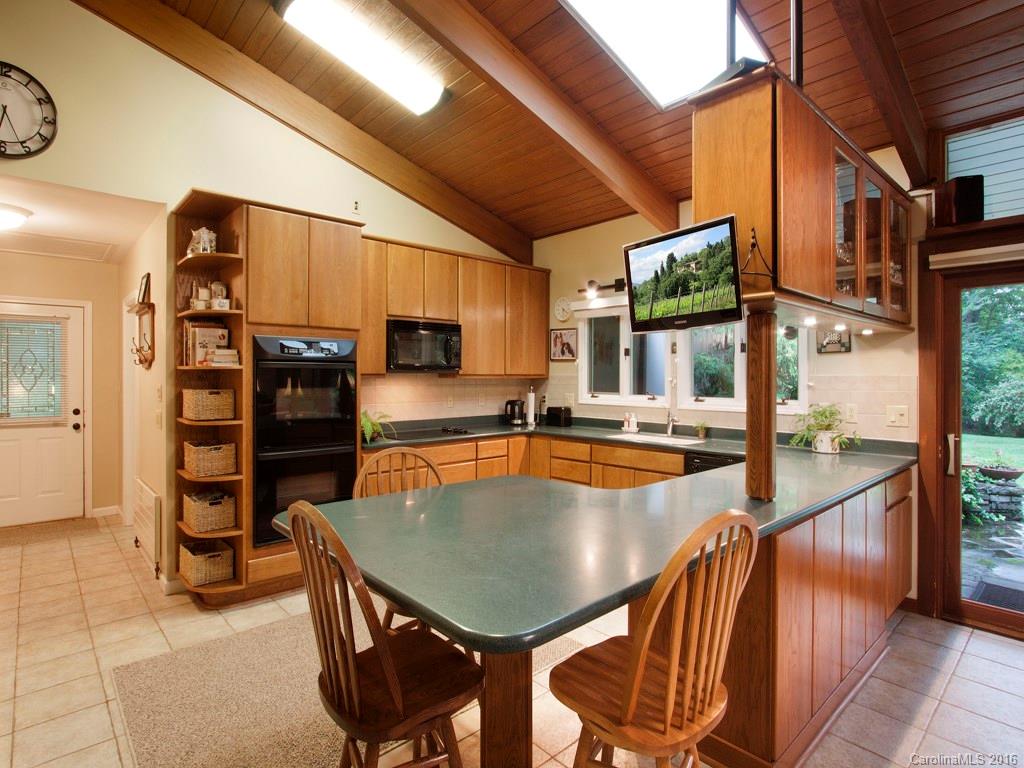 6 Deerfield Road, Unit 33 Asheville, NC 28803 - Photo 6 of 24 Gallery Image 6