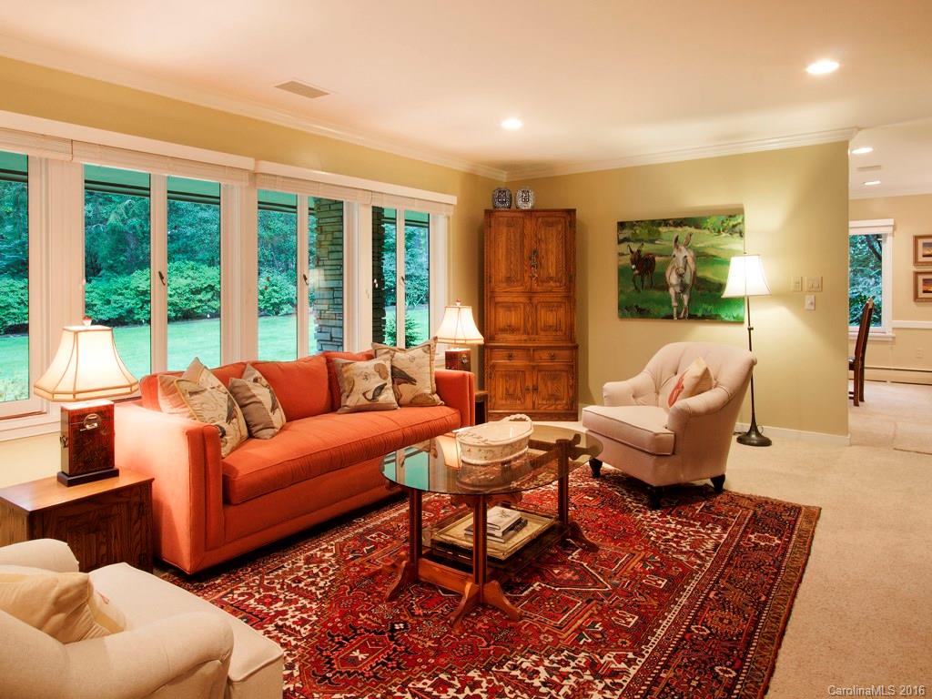 6 Deerfield Road, Unit 33 Asheville, NC 28803 - Photo 10 of 24 Gallery Image 10