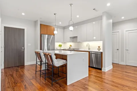 $999,000 | 99 Sumner Street, Unit 312, Boston, MA 02128