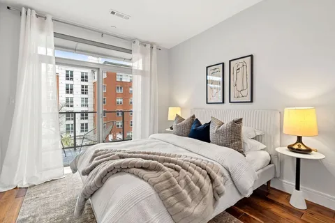 $999,000 | 99 Sumner Street, Unit 312, Boston, MA 02128