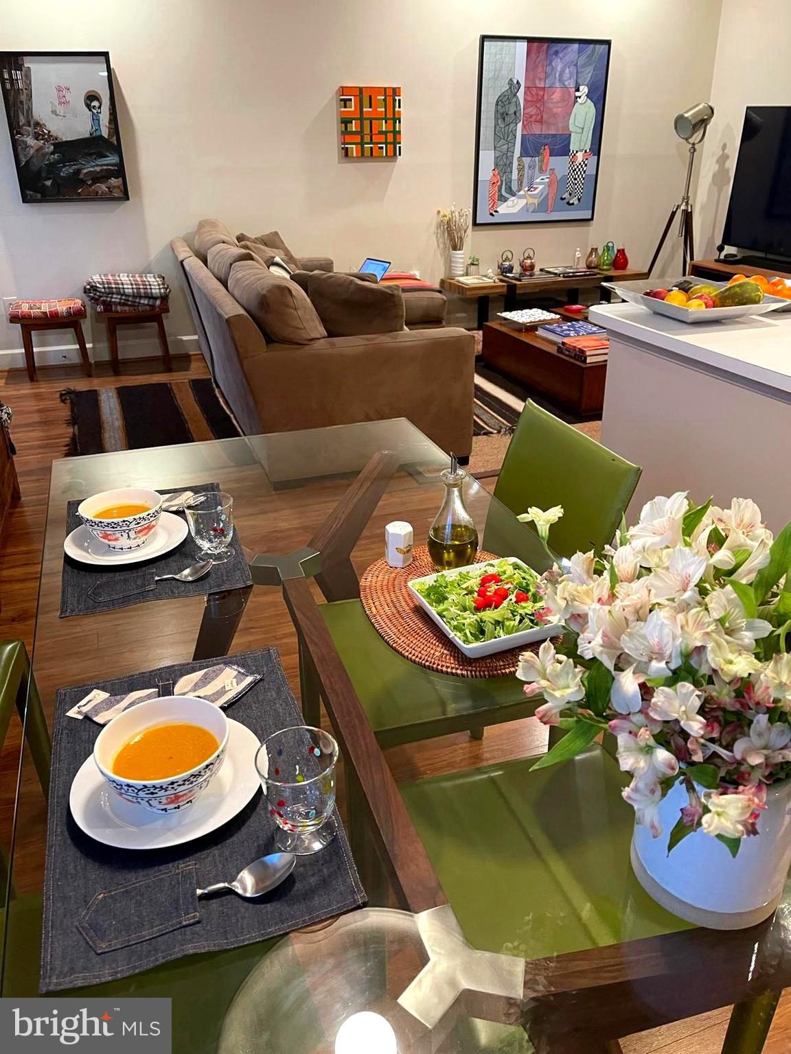 8406 Bells Ridge Terrace Potomac, MD 20854 - Photo 6 of 13 a living room with furniture and a lamp