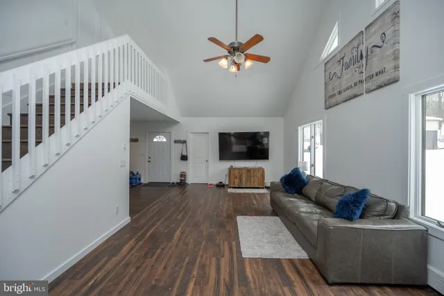 a view of entryway with wooden floor