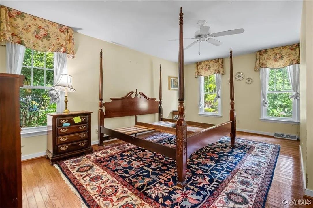 11309 Pendleton Place Chesterfield, VA 23236 - Photo 2 of 4 a living room with a rug