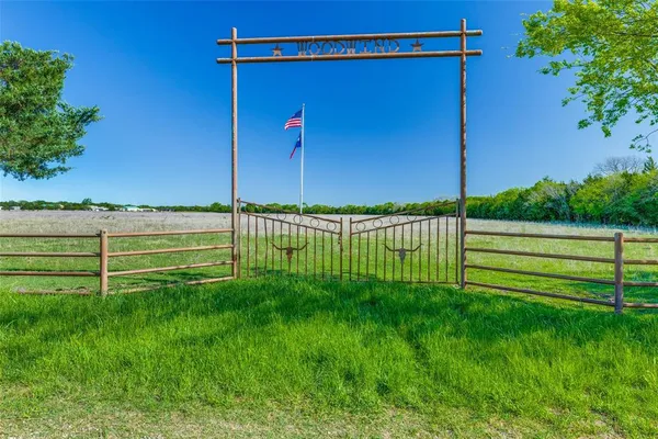 $2,000,000 | 0 County Road 4910, Leonard, TX 75452