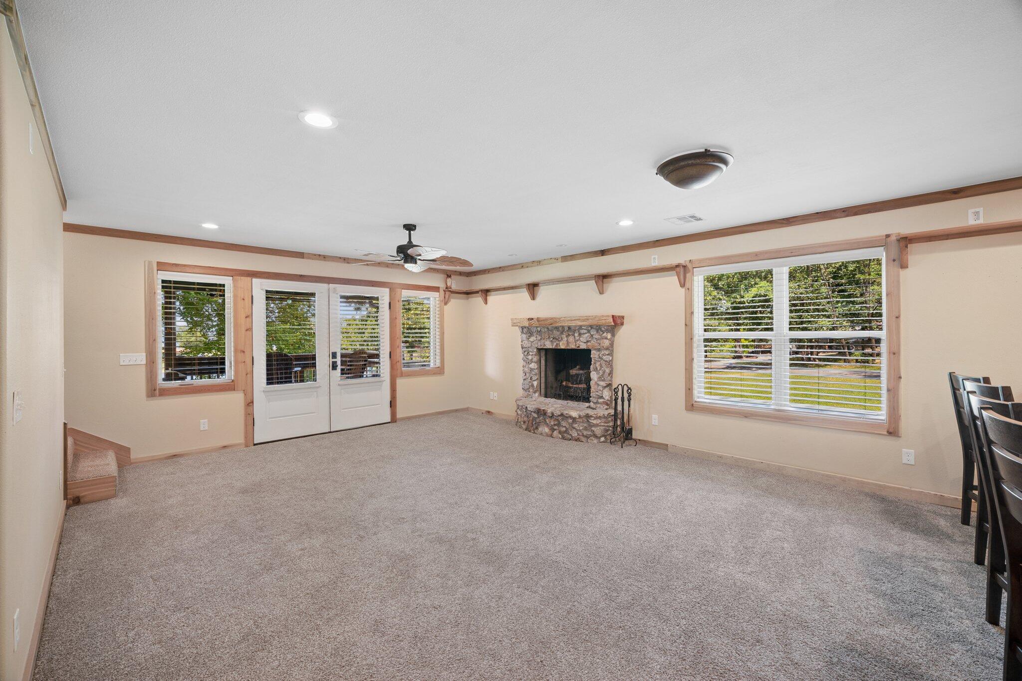257 East Limestone Road Disney, OK 74340 - Photo 12 of 40 Gallery Image 12
