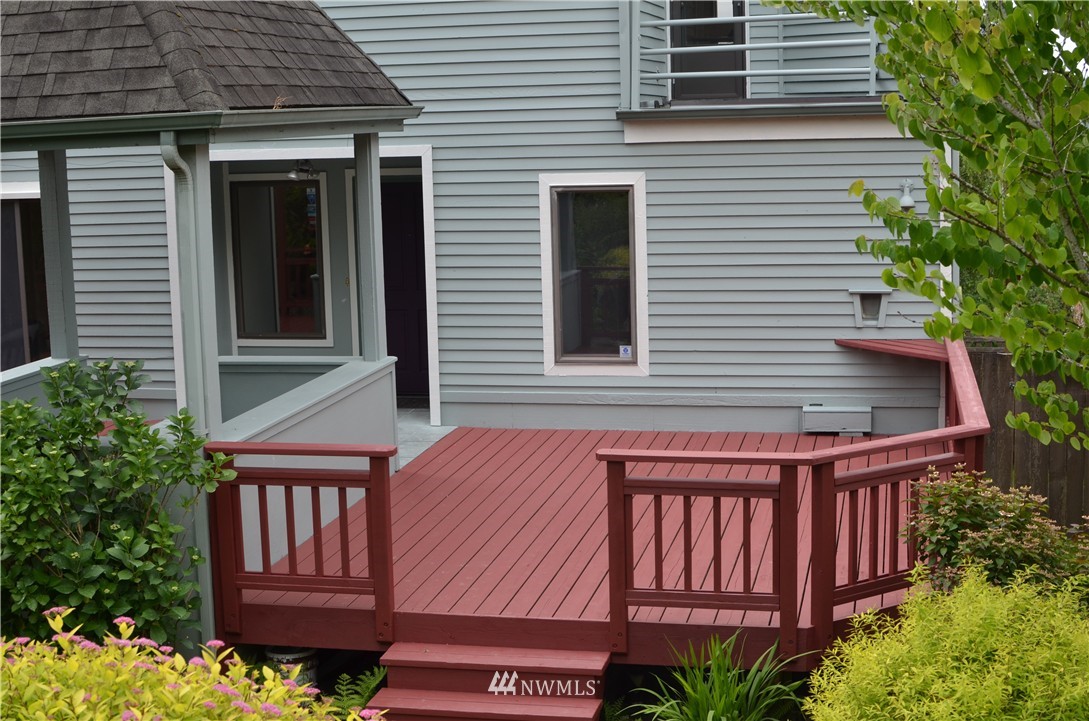 444 Cedar Avenue South Renton, WA 98057 - Photo 6 of 23