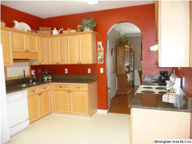 1379 Deer Trail Road Birmingham, AL 35226 - Photo 7 of 9
