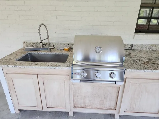 $398,500 | 348 Estate Drive, Pineville, LA 71360