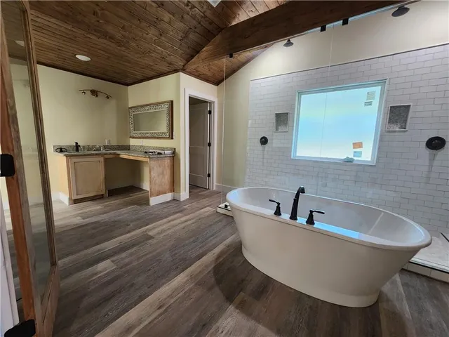 $398,500 | 348 Estate Drive, Pineville, LA 71360