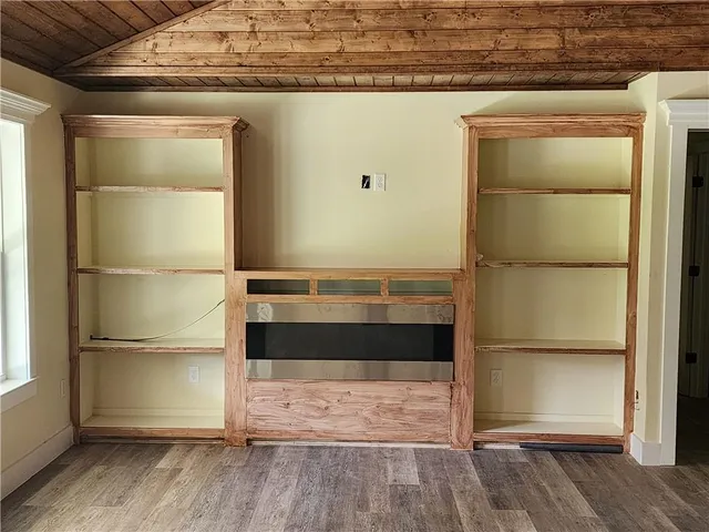 $398,500 | 348 Estate Drive, Pineville, LA 71360