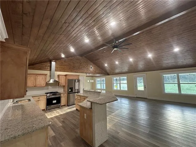 $398,500 | 348 Estate Drive, Pineville, LA 71360