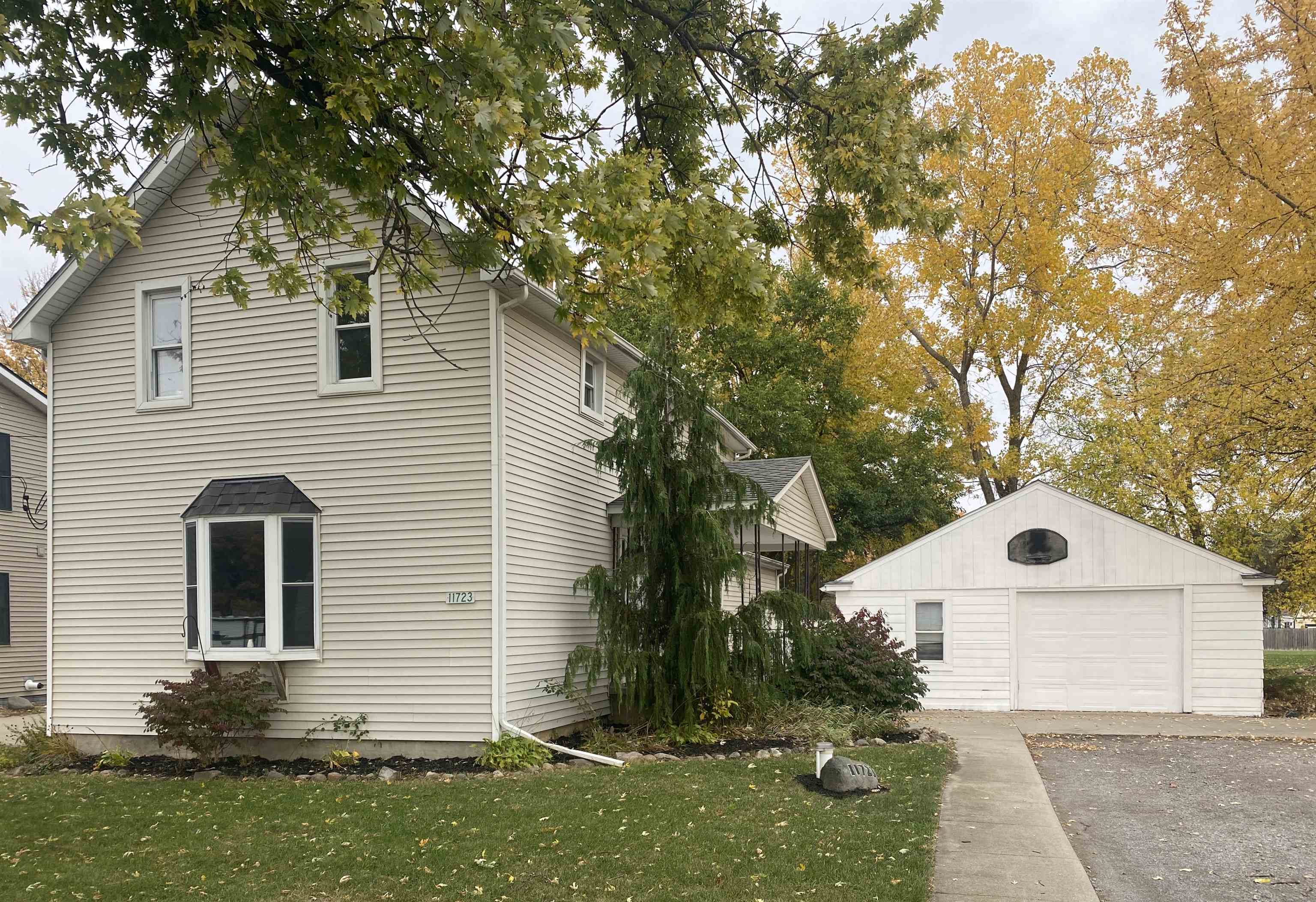 11723 Lennon Road Lennon, MI 48449 - Photo 1 of 30