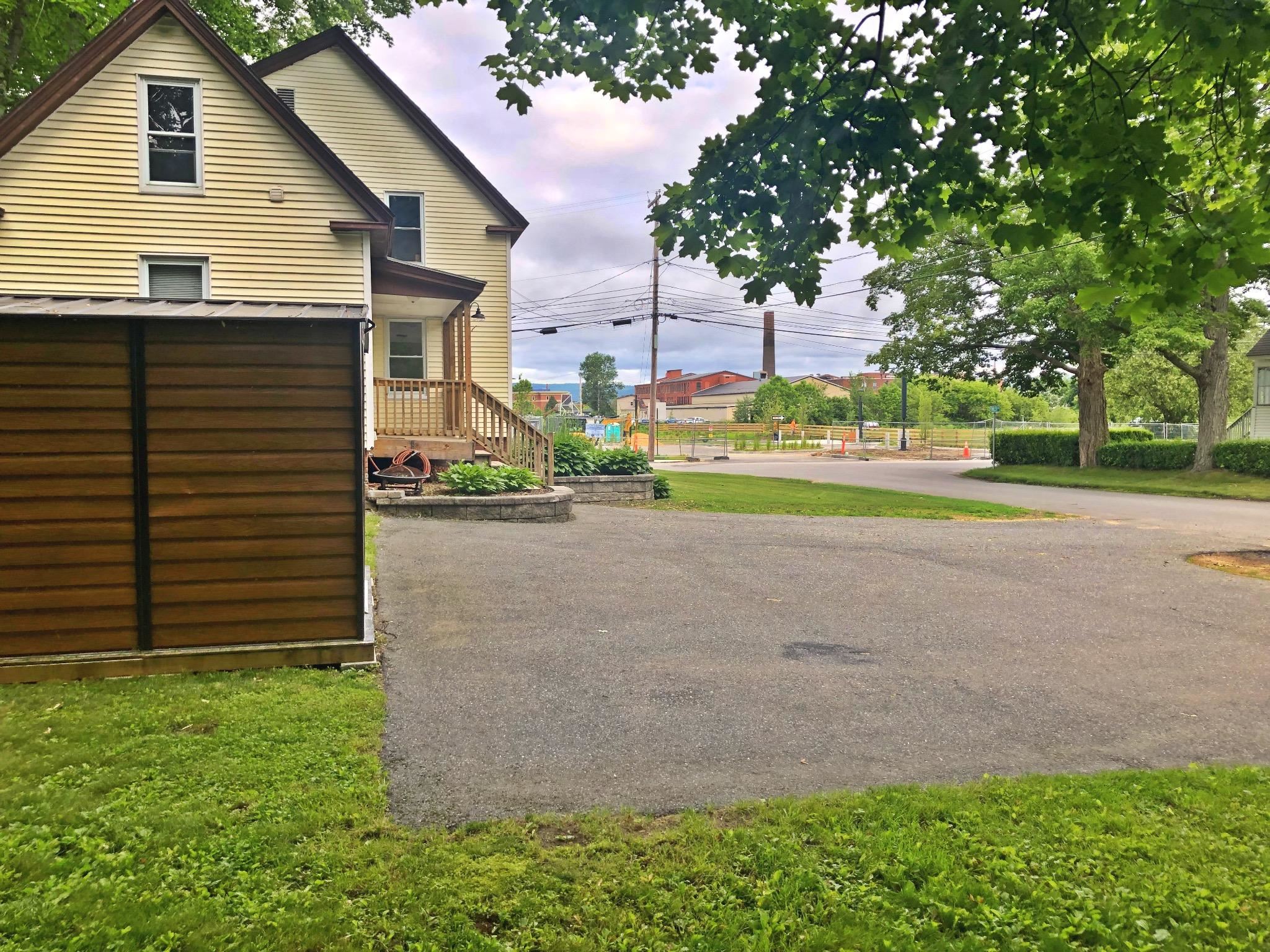 84 Carpenter Street Keene, NH 03431 - Photo 5 of 23