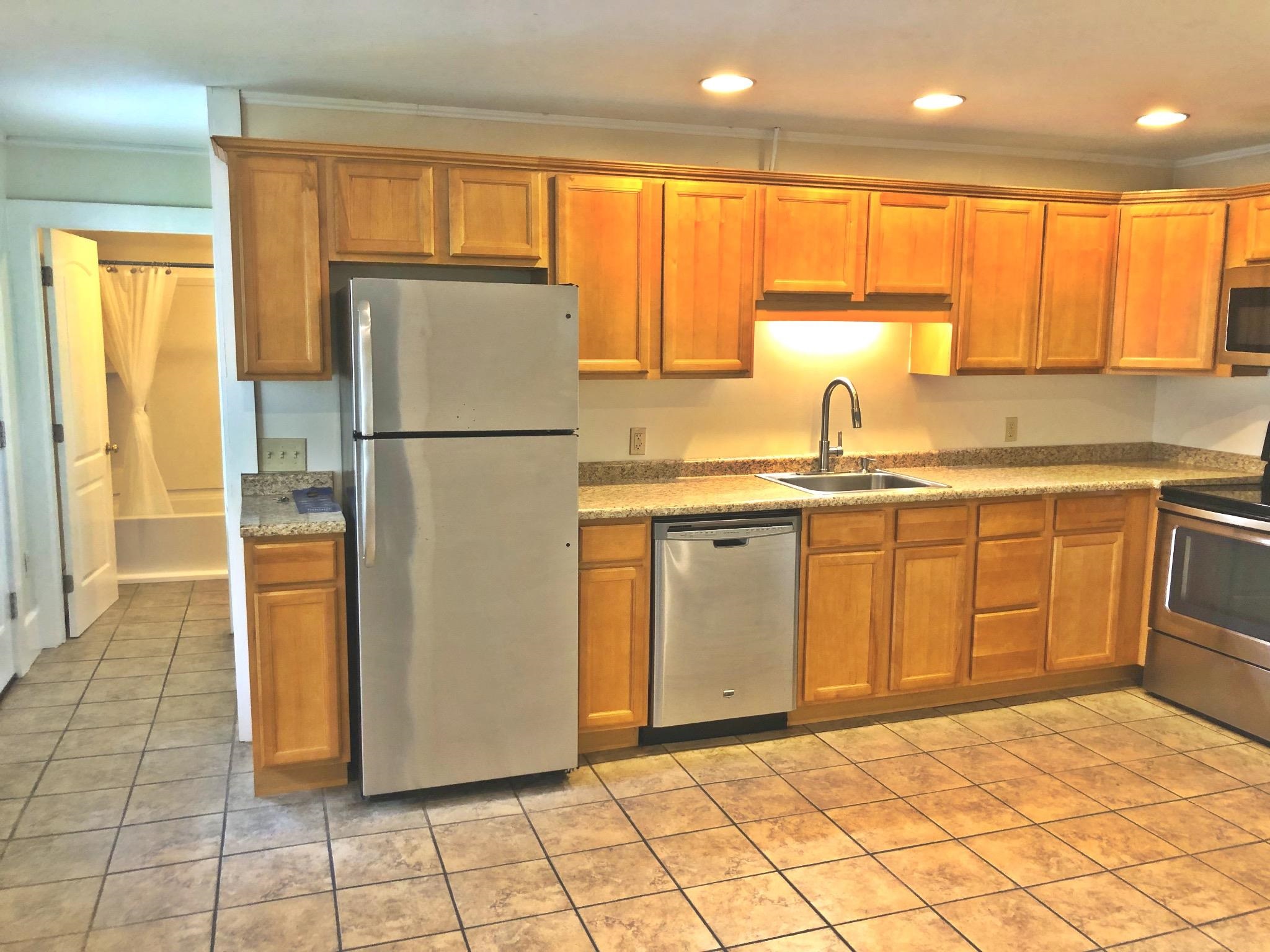 84 Carpenter Street Keene, NH 03431 - Photo 10 of 23