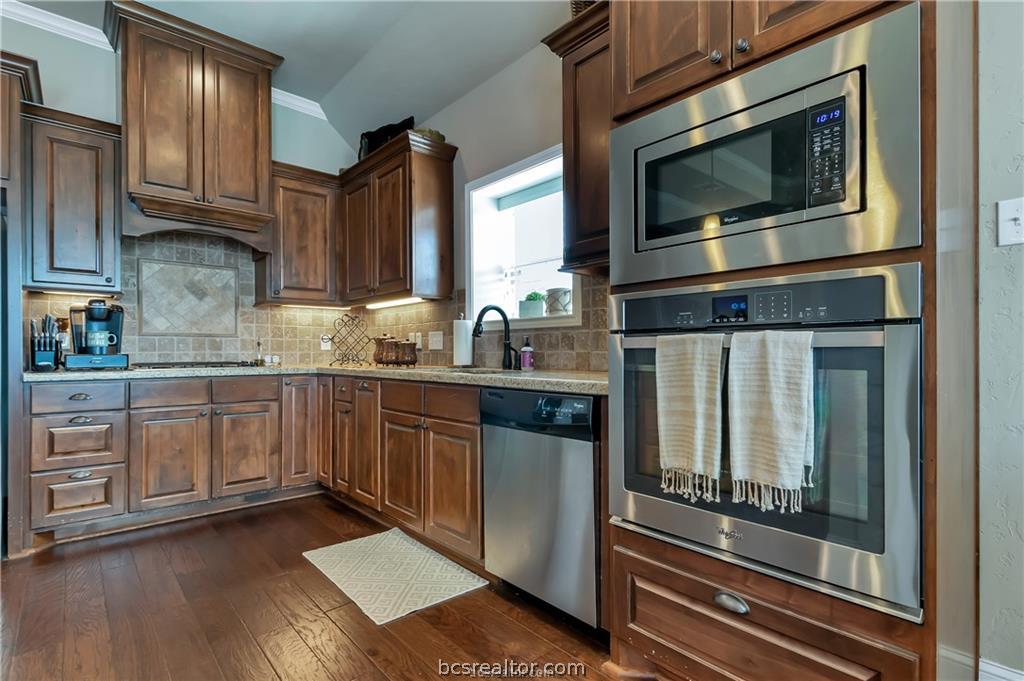 8301 Raintree Drive College Station, TX 77845 - Photo 7 of 15