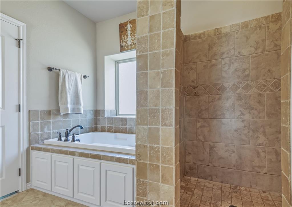 8301 Raintree Drive College Station, TX 77845 - Photo 10 of 15
