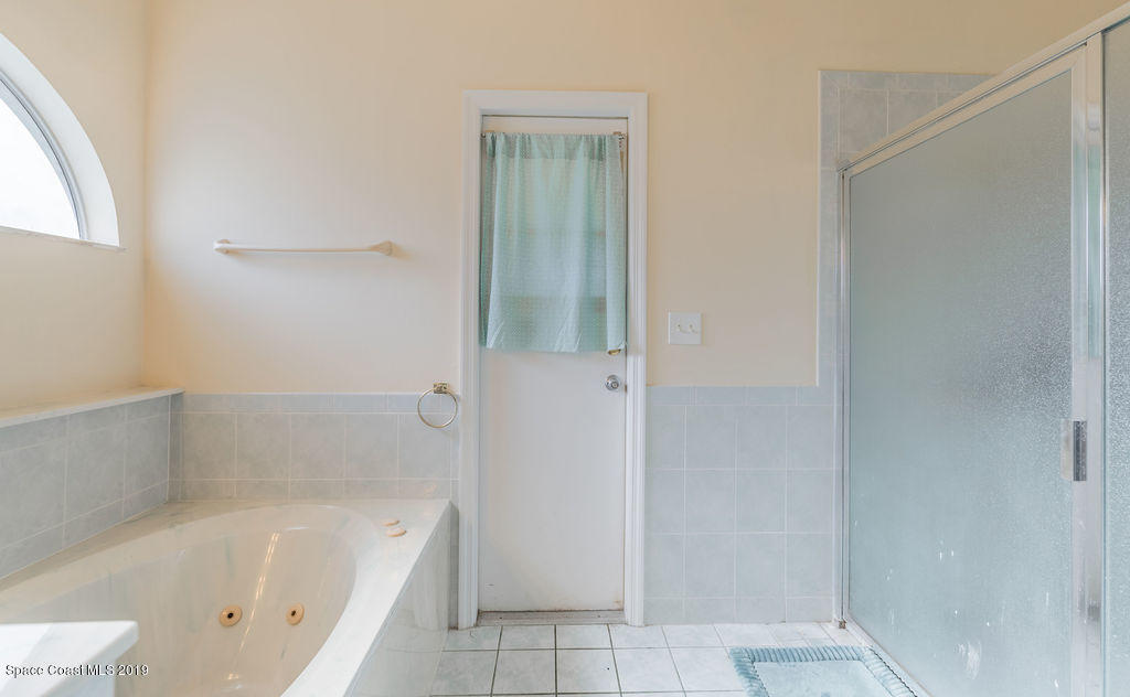 501 Ulm Road Northwest Palm Bay, FL 32907 - Photo 21 of 32 Master bath