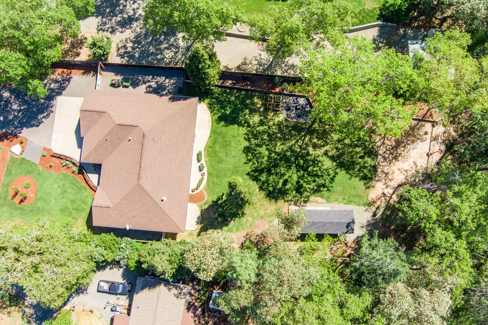 315 Summit Loop Grants Pass, OR 97527 - Photo 44 of 48 Aerial!