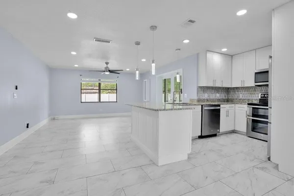 $387,000 | 3575 Lark Lane, Mulberry, FL 33860