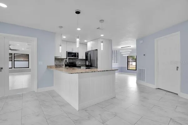 $387,000 | 3575 Lark Lane, Mulberry, FL 33860