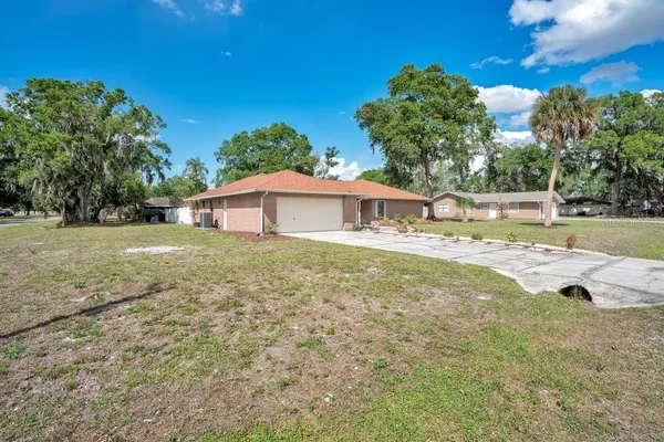 $387,000 | 3575 Lark Lane, Mulberry, FL 33860