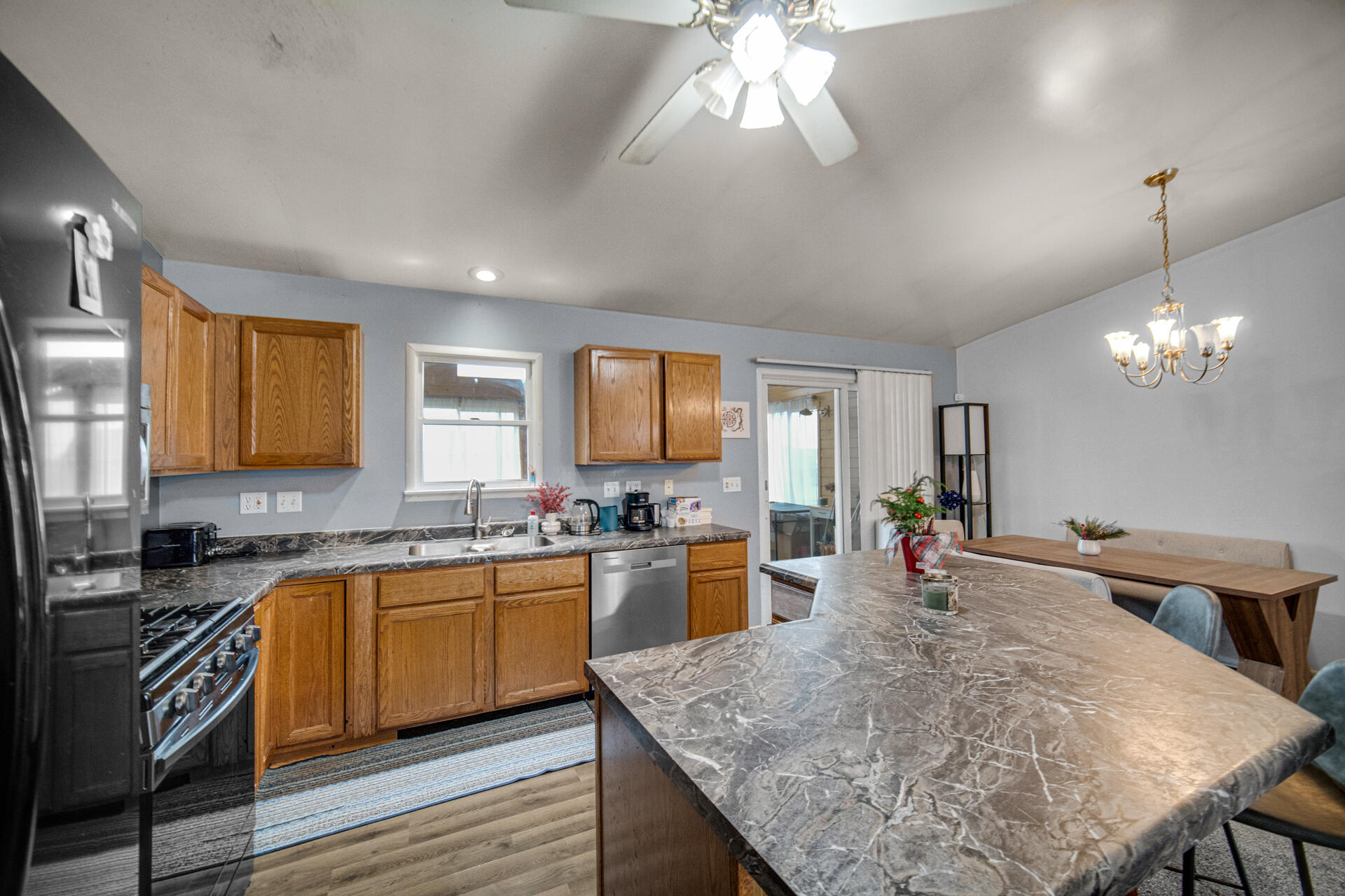 3754 Taylor Street Portage, IN 46368 - Photo 6 of 25 1920x1280