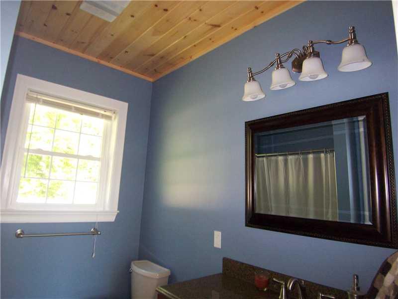 127 Heath Road Poland, ME 04274 - Photo 21 of 34 Bathroom.