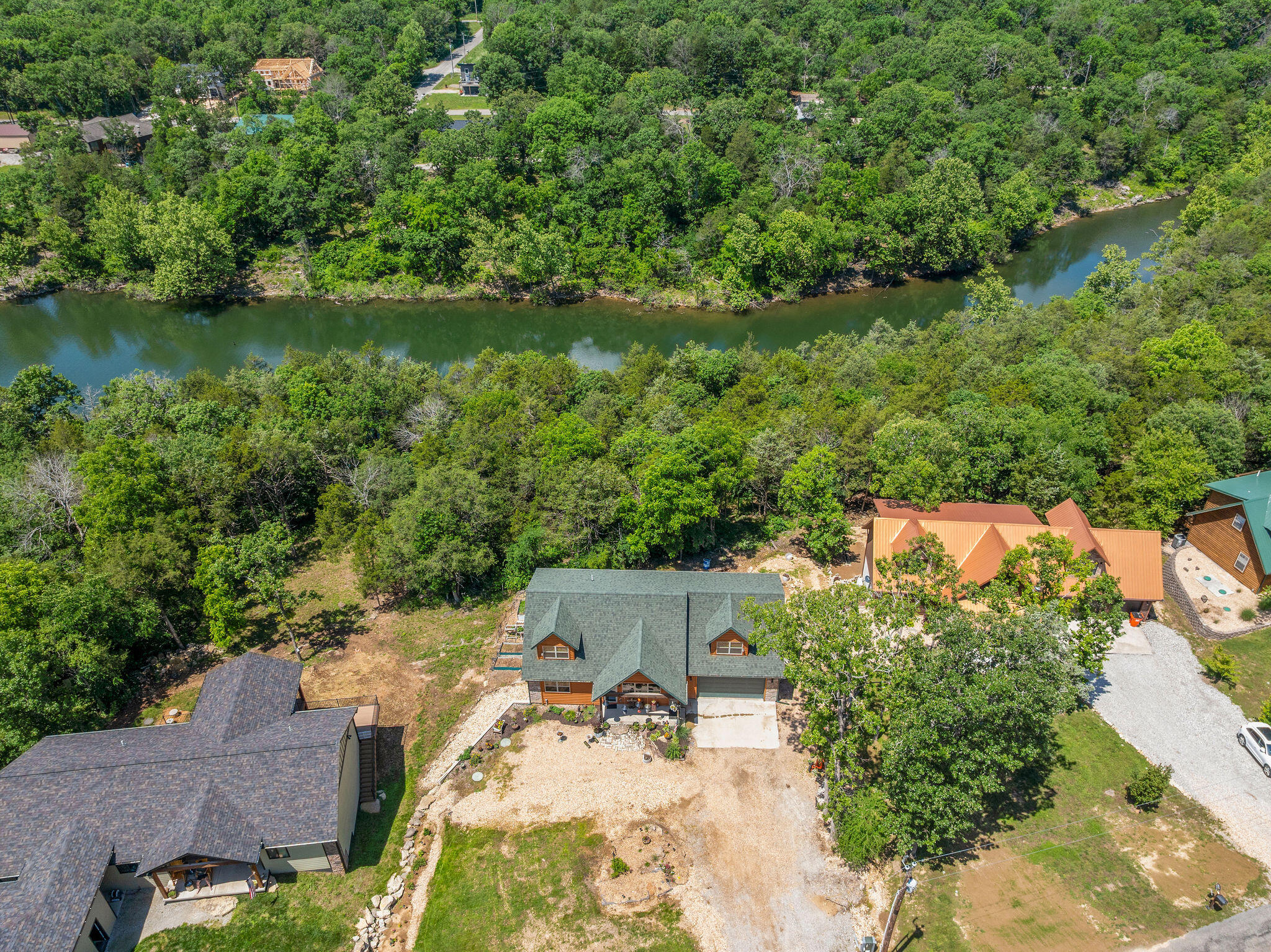 237 Tanglewood Street Shell Knob, MO 65747 - Photo 33 of 41 DJI_20260524115230_0141_D
