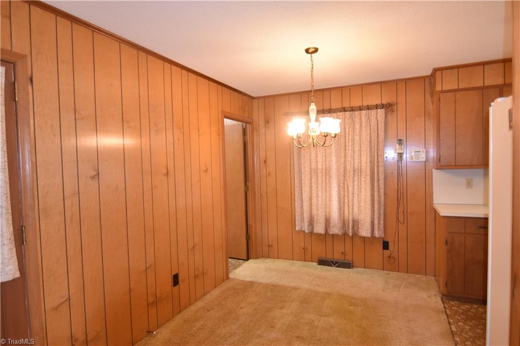 737 Lee Road Thomasville, NC 27360 - Photo 6 of 20