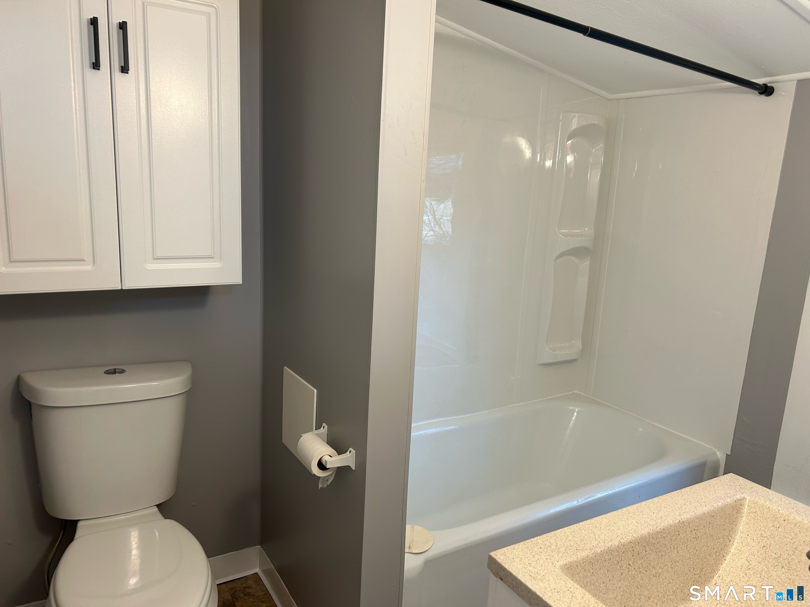 405 Prospect Street Southington, CT 06479 - Photo 4 of 7