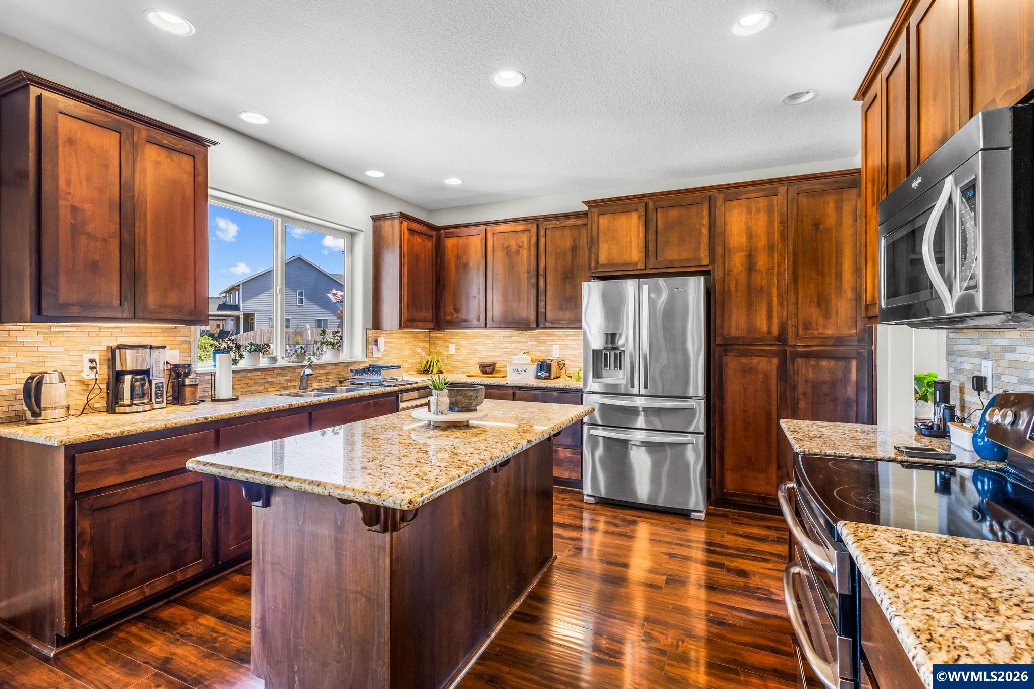 6339 Sedona Road Albany, OR 97321 - Photo 9 of 30