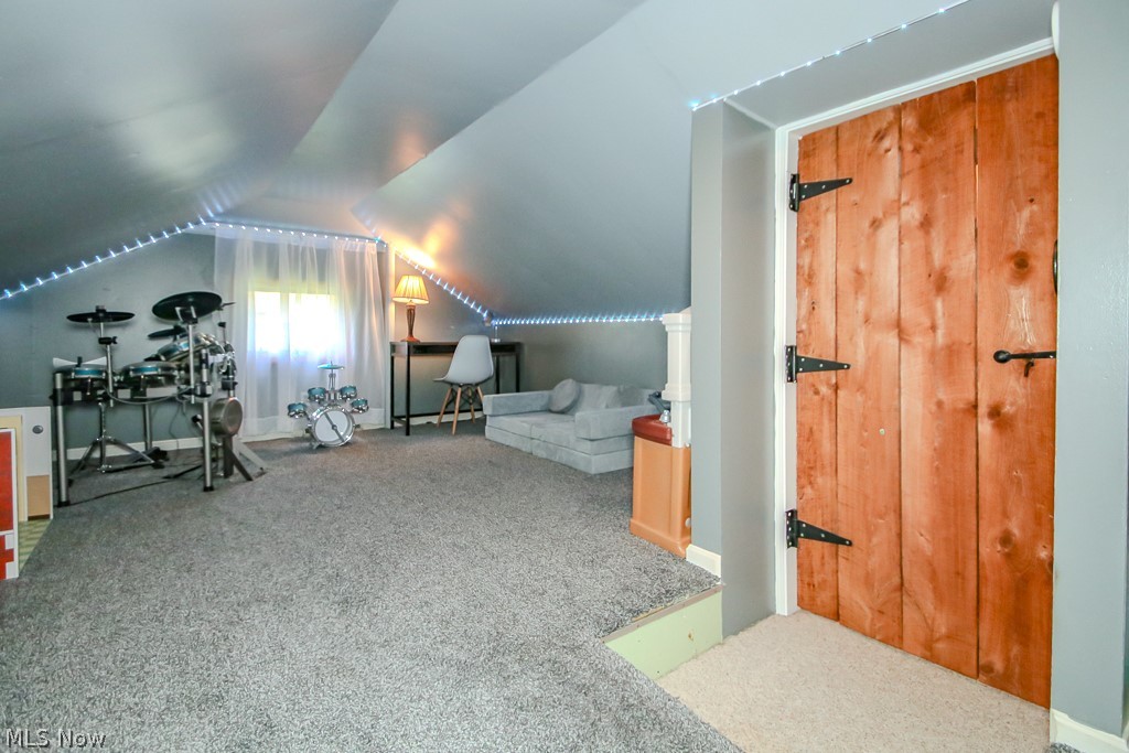 7600 Kniffen Road Painesville, OH 44077 - Photo 26 of 36 Large upstairs bedroom with newer carpet