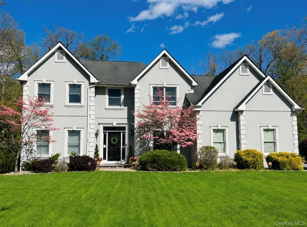 $910,000 | 43 Greenwich Avenue, Central Valley, NY 10917