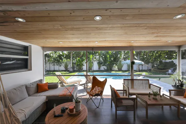 $5,500 | 976 Southwest 11th Street, Boca Raton, FL 33486