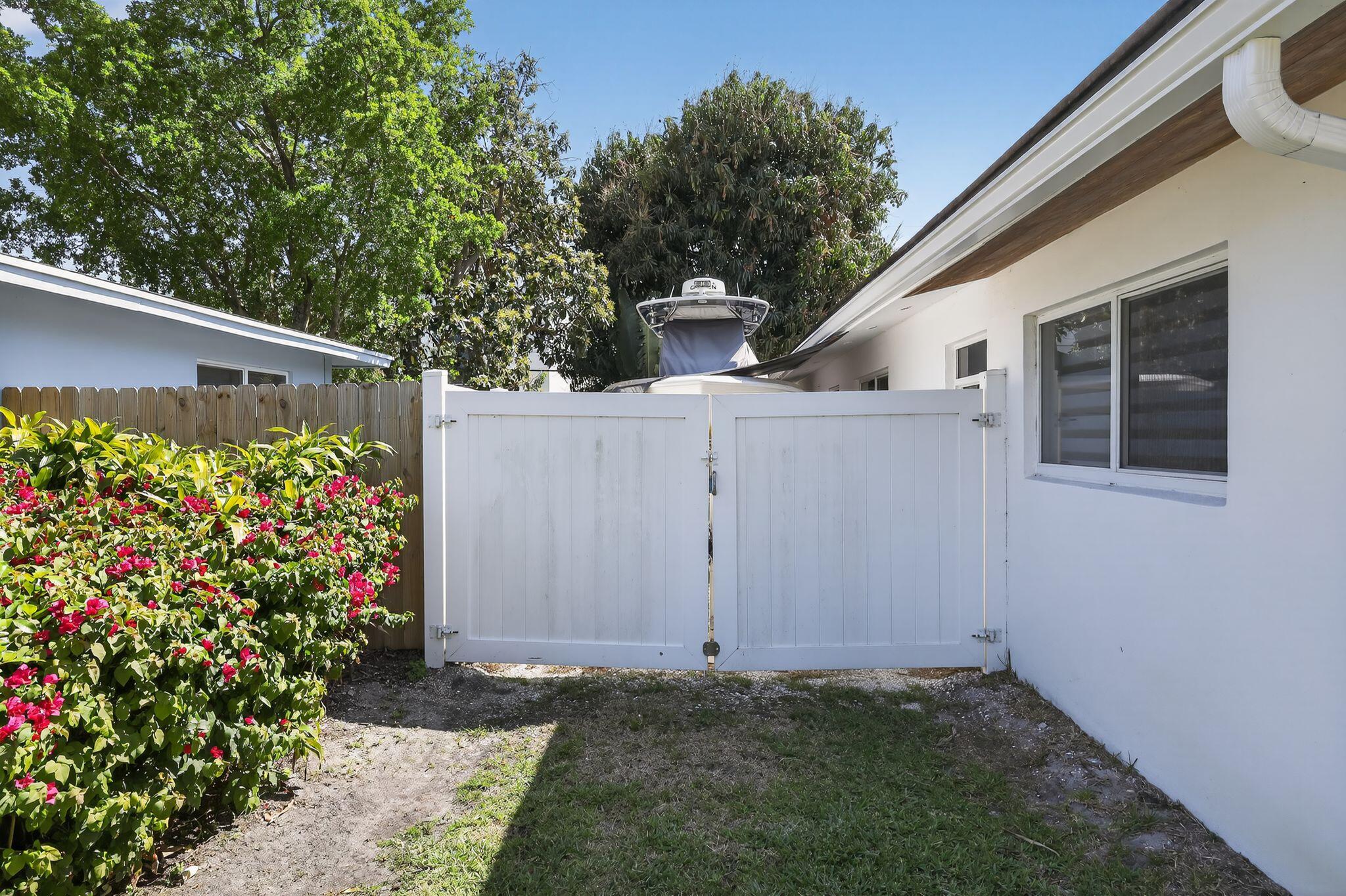 976 Southwest 11th Street Boca Raton, FL 33486 - Photo 29 of 29 a view of a garage