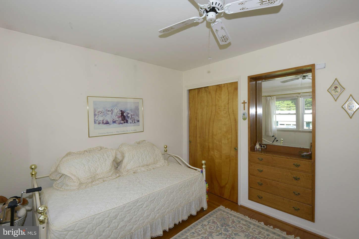 918 Rambling Drive Baltimore, MD 21228 - Photo 17 of 25 Bedroom